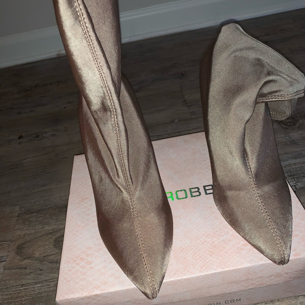 Tan heels